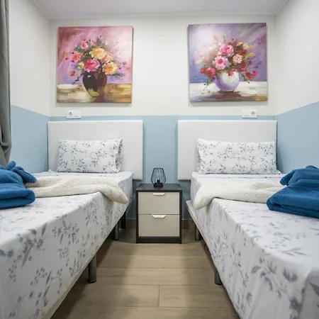 Apartahotel Sunny 3*